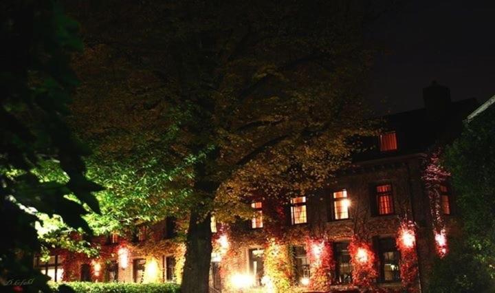 Burg Wegberg Hotel & Eventlocation Exterior foto